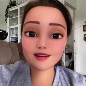 Meet your Posher, Monique